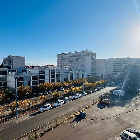 Saint-cyprien : T2 Avec Terrasse, Clim Et Parking, Pres De La - Fr-1-309-470