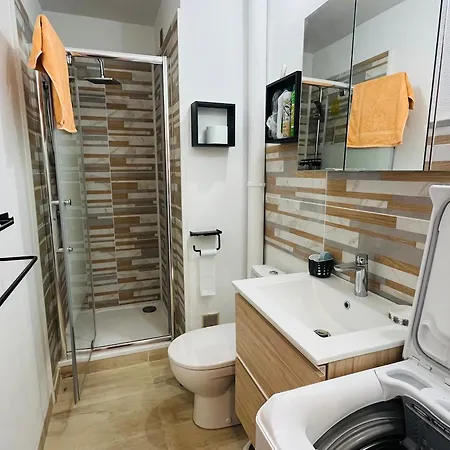 Saint-cyprien : T2 Avec Terrasse, Clim Et Parking, Pres De La - Fr-1-309-470 Apartament