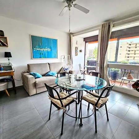 Saint-cyprien : T2 Avec Terrasse, Clim Et Parking, Pres De La - Fr-1-309-470