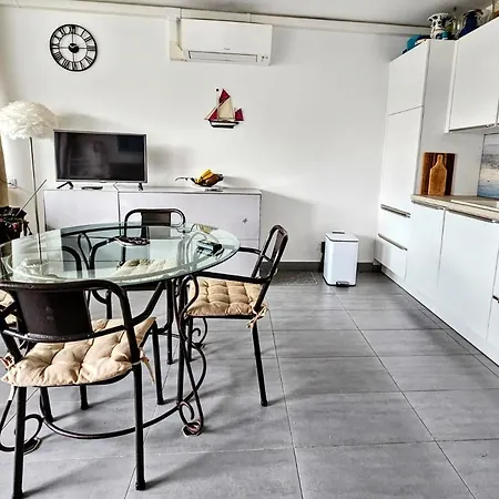 Apartamento Saint-cyprien : T2 Avec Terrasse, Clim Et Parking, Pres De La - Fr-1-309-470