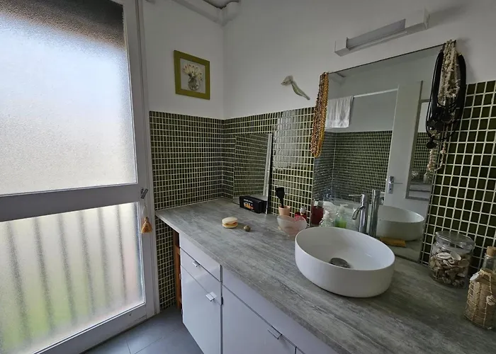 Apartamento Saint-cyprien : T2 Avec Terrasse, Clim Et Parking, Pres De La - Fr-1-309-470